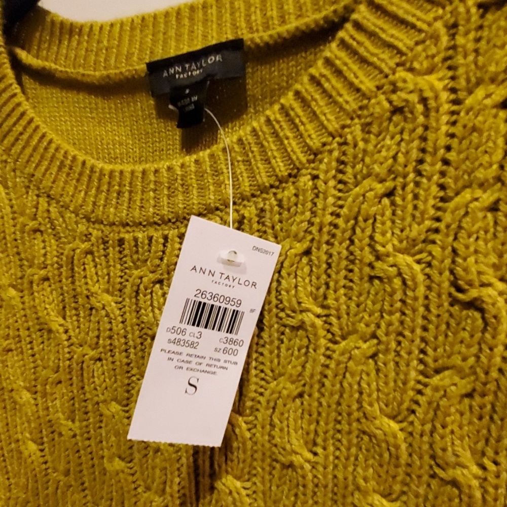 Spring sweater - Picture 2 of 4